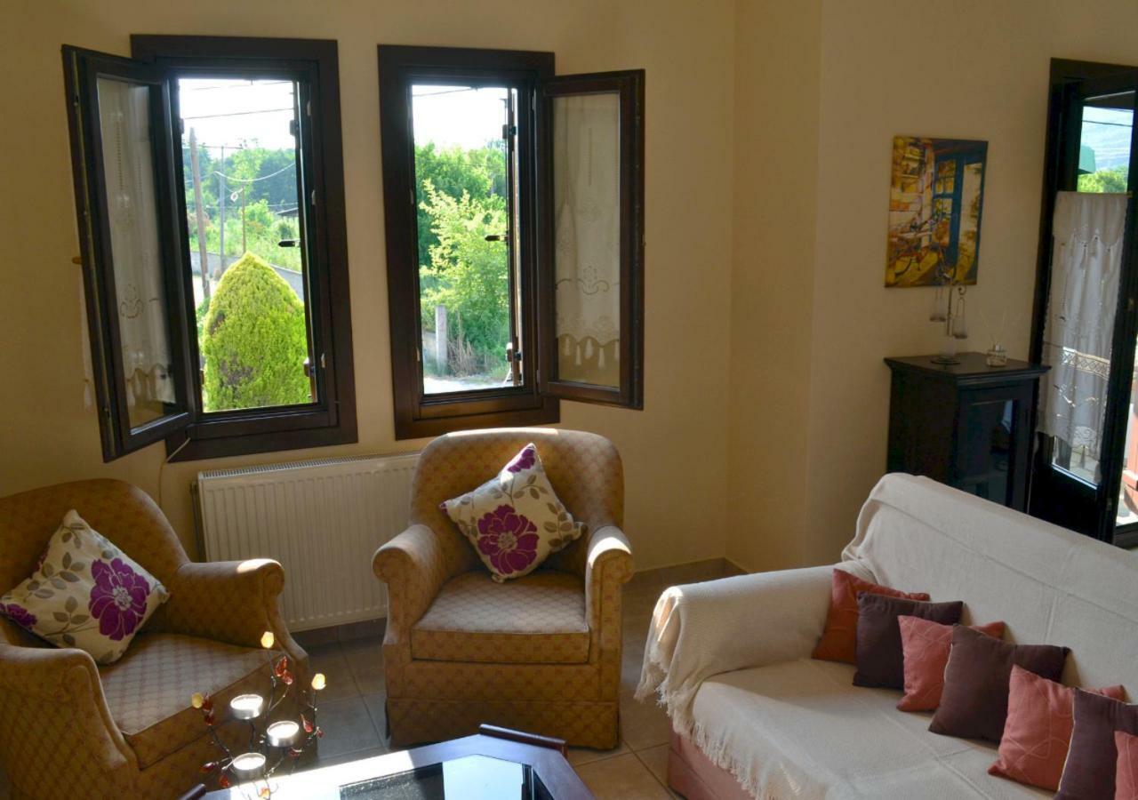 Harmony Seaside Apartments Koropi Dış mekan fotoğraf