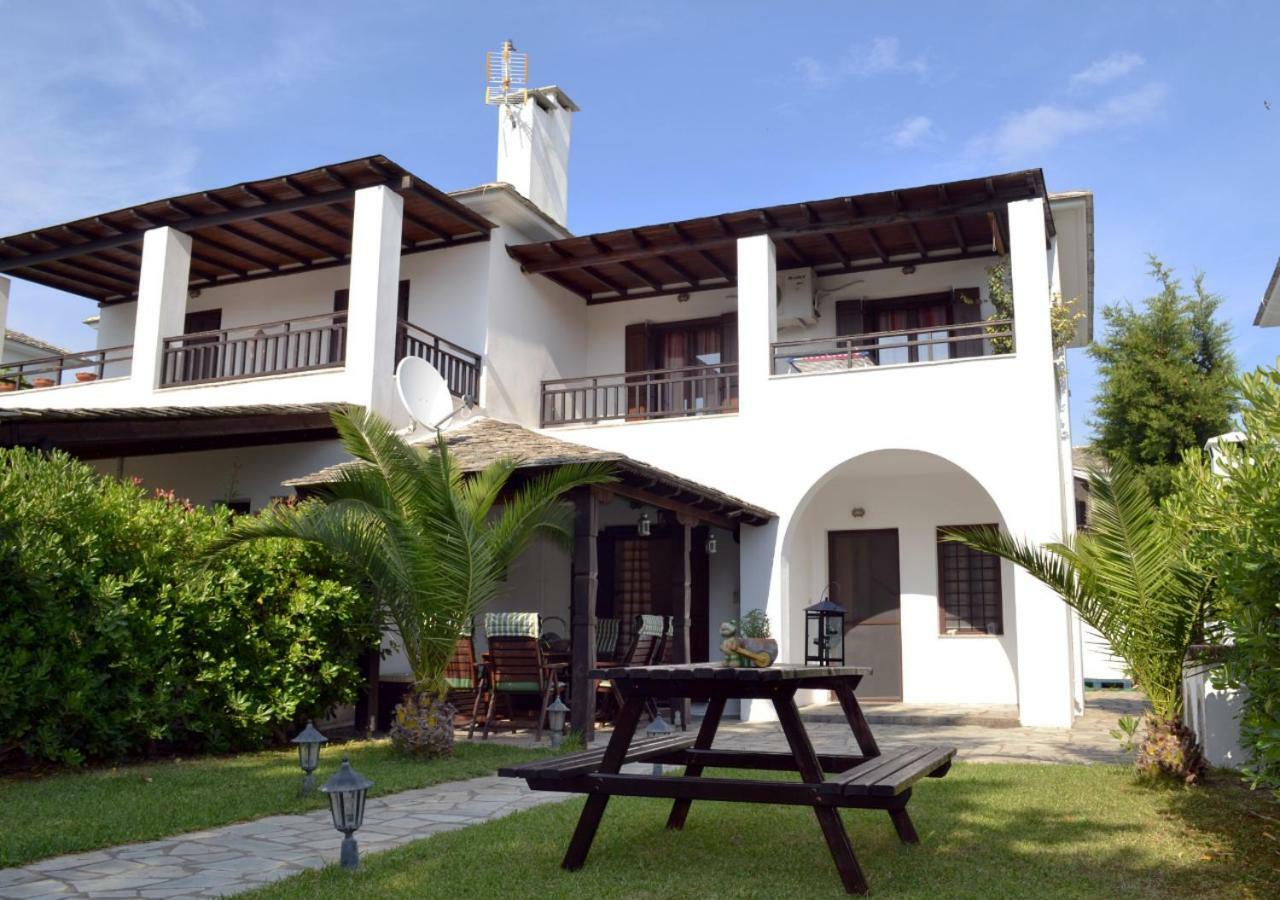 Harmony Seaside Apartments Koropi Dış mekan fotoğraf